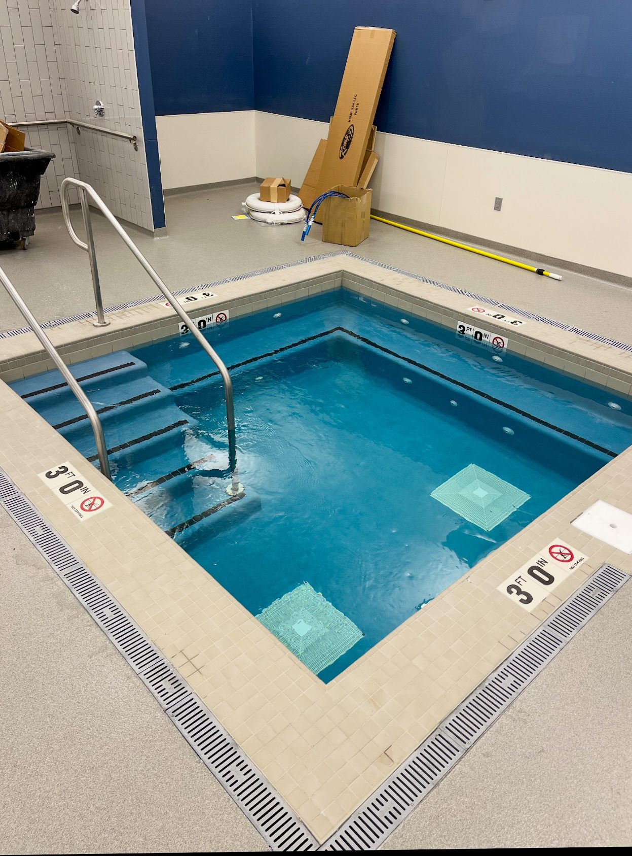 Indoor therapy and recreation pool