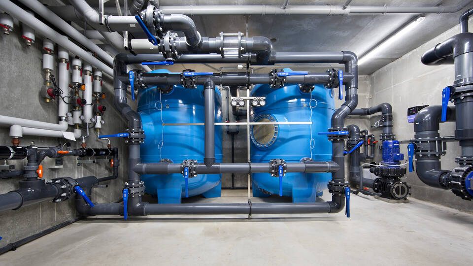 Commercial pool mechanical room with filtration system